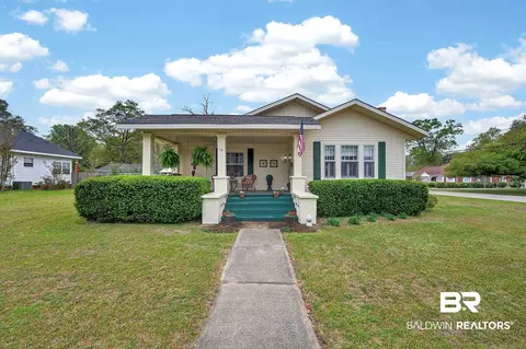 79 Mims St, Monroeville, AL 36460 photo 2