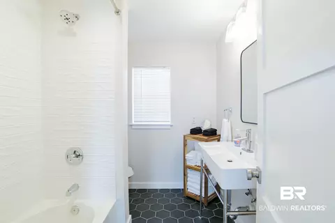 718 S Cedar St, Mobile, AL 36603 photo 17