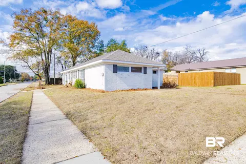 718 S Cedar St, Mobile, AL 36603 photo 4
