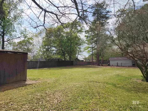 Exterior - 706 E Horner St, Atmore, AL 36502 photo 18 of 18