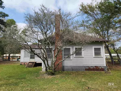 Exterior - 706 E Horner St, Atmore, AL 36502 photo 17 of 18