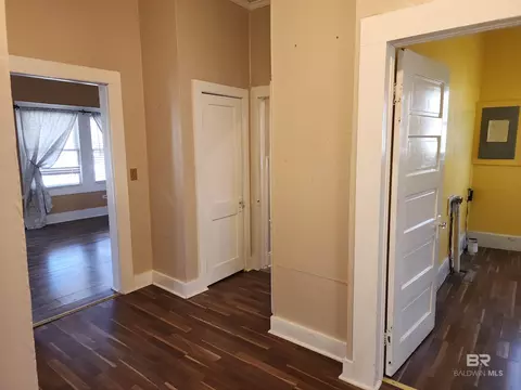 Entry Way - 706 E Horner St, Atmore, AL 36502 photo 2 of 5