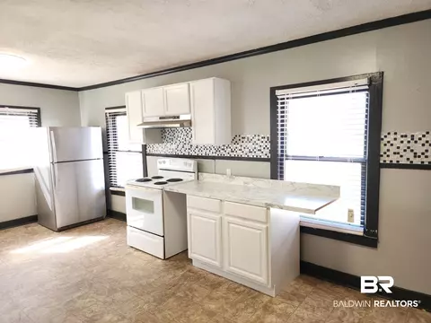706 E Horner St, Atmore, AL 36502 photo 13