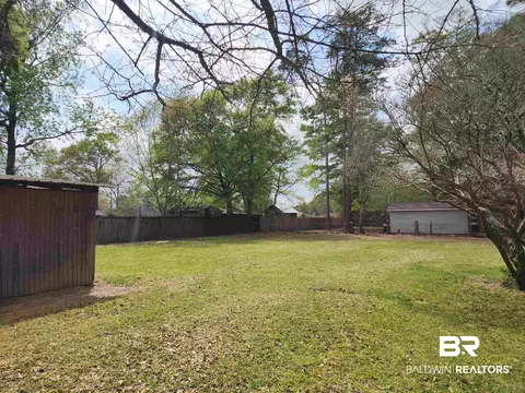 706 E Horner St, Atmore, AL 36502 photo 51