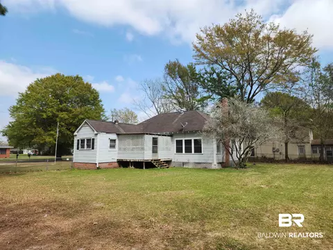 706 E Horner St, Atmore, AL 36502 photo 45