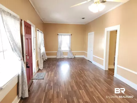 706 E Horner St, Atmore, AL 36502 photo 7