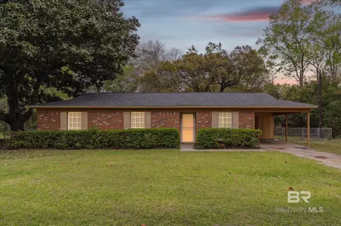 8671 E Cedar Wood Dr, Theodore, AL 36582
