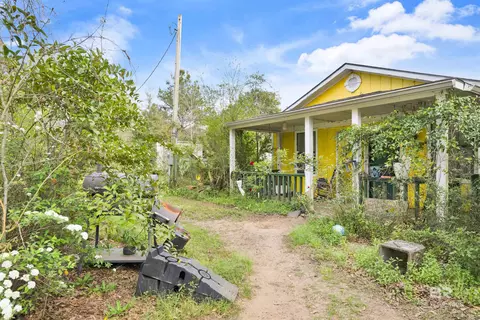 22728 Wing Ln #B, Robertsdale, AL 36567