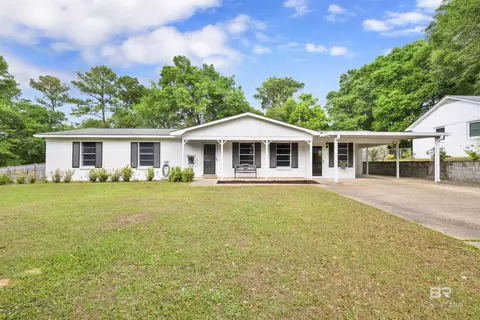 415 Rosa Ave, Fairhope, AL 36532