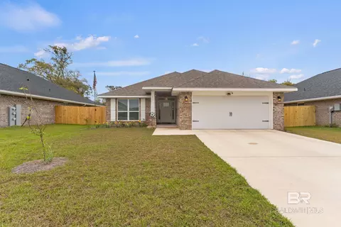 692 Mayflower Dr, Foley, AL 36535