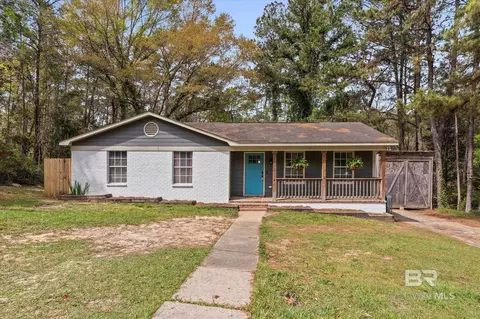 1849 Ranch House Dr, Semmes, AL 36575