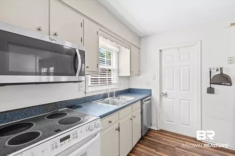 3400 Sherringham Dr, Mobile, AL 36609 photo 9
