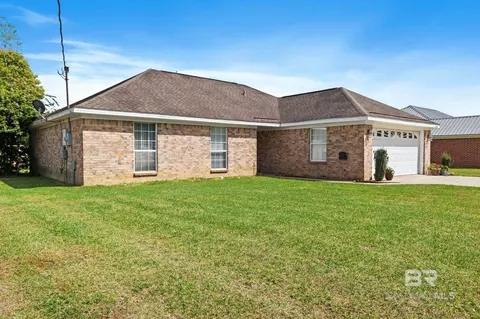 23550 Harvest Creek Dr, Robertsdale, AL 36567