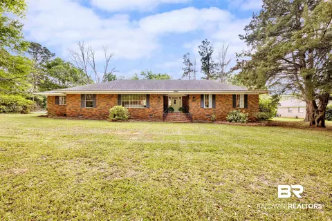 8960 Morphy Ave, Fairhope, AL 36532