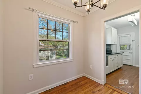 Dining - 214 Upham St #8D, Mobile, AL 36607 photo 2 of 2