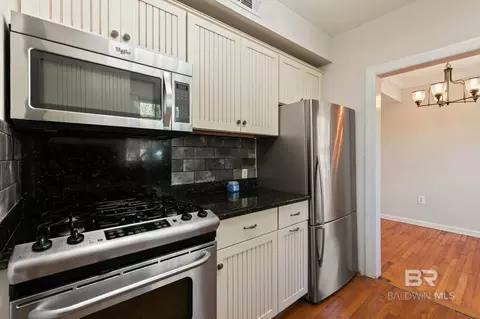 Kitchen - 214 Upham St #8D, Mobile, AL 36607 photo 4 of 6
