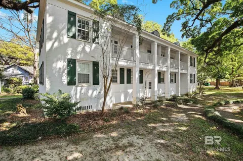 Exterior - 214 Upham St #8D, Mobile, AL 36607 photo 6 of 11