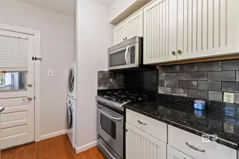 Kitchen - 214 Upham St #8D, Mobile, AL 36607 photo 2 of 6