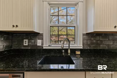 214 Upham St #8D, Mobile, AL 36607 photo 15