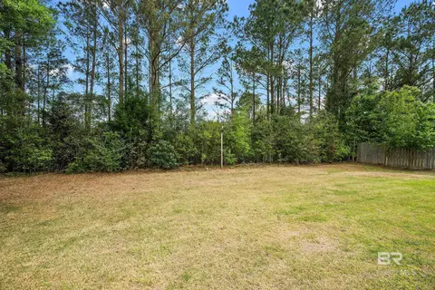 Exterior - 16204 Pointer Dr, Foley, AL 36535 photo 5 of 7
