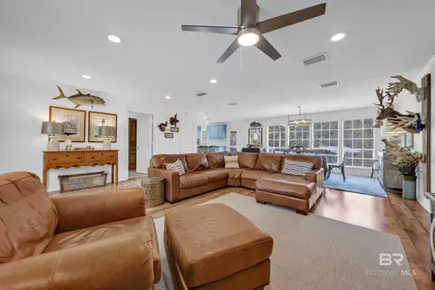 Living - 4101 Perch Point Dr, Mobile, AL 36605 photo 2 of 3