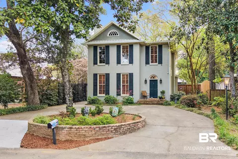 1436 5th St, Daphne, AL 36526