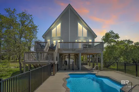 1284 W Lagoon Ave, Gulf Shores, AL 36542