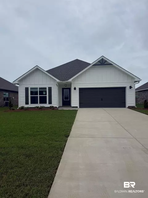 437 Parkerman Ave, Gulf Shores, AL 36542