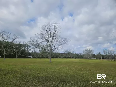 13095 Keller Rd, Fairhope, AL 36532