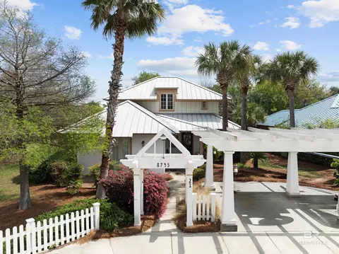 8743 Greenwich Ct, Gulf Shores, AL 36542