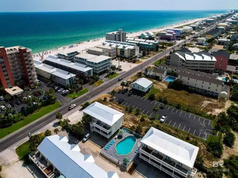 1118 W Beach Blvd #38, Gulf Shores, AL 36542