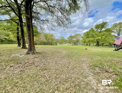 Exterior - 281 Lambeth Rd, Flomaton, AL 36441 photo 8 of 10