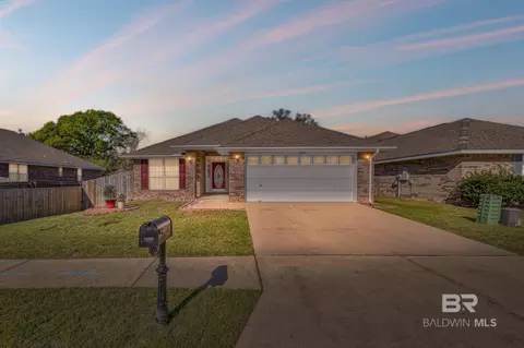 13097 E Concord Dr, Lillian, AL 36549