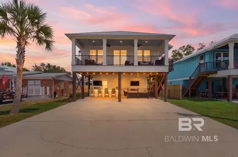 5392 Bear Point Ave, Orange Beach, AL 36561