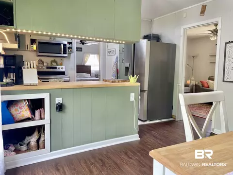 609 E Pine St, Atmore, AL 36502 photo 11