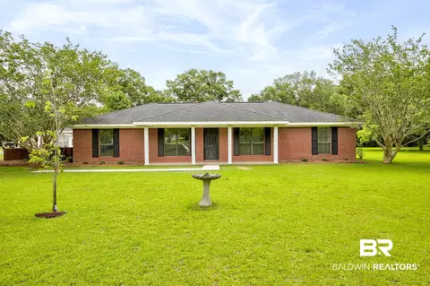 42150 Carlee Ln, Bay Minette, AL 36507
