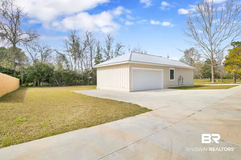 Exterior - 1330 Randall Ave, Daphne, AL 36526 photo 4 of 11