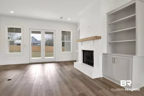 Living - 1330 Randall Ave, Daphne, AL 36526 photo 6 of 7