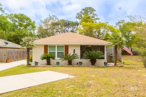 805 E 24th Ave, Gulf Shores, AL 36542