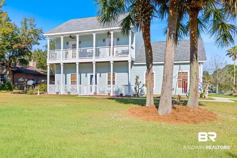 1912 Middle Brigadoon Trl, Gulf Shores, AL 36542