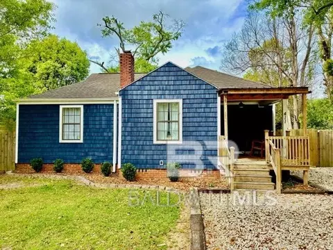 411 E Orange Ave, Foley, AL 36535