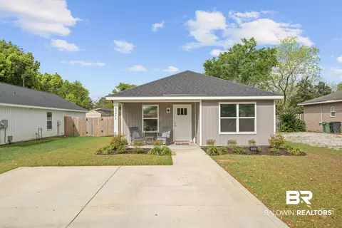 22045 7th St, Silverhill, AL 36576