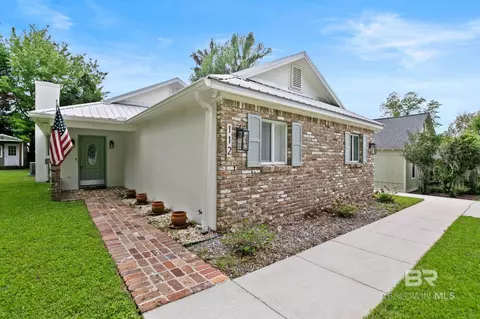 112 Belrose Ave, Daphne, AL 36526
