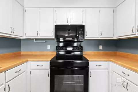 Kitchen - 35673 County Road 39, Stapleton, AL 36578 photo 2 of 3
