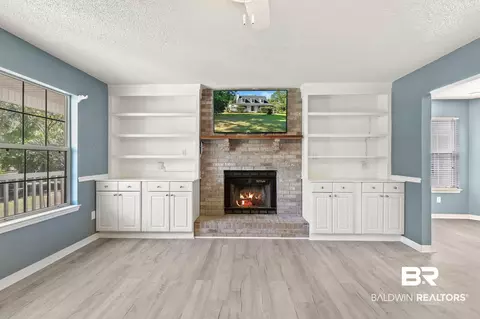 Living - 35673 County Road 39, Stapleton, AL 36578 photo 2 of 4