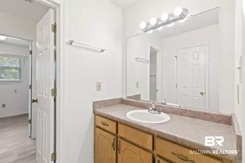 Bath - 35673 County Road 39, Stapleton, AL 36578 photo 1 of 3