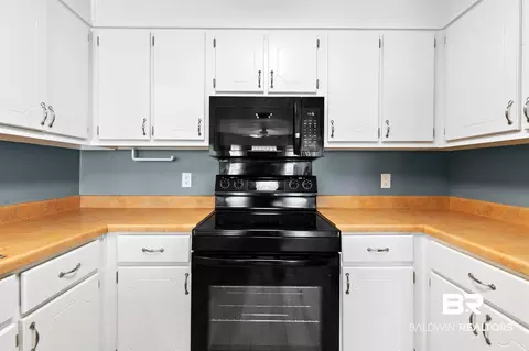 Kitchen - 35673 County Road 39, Stapleton, AL 36578 photo 2 of 3
