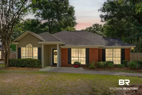 5201 Southern Oaks Trl, Grand Bay, AL 36541