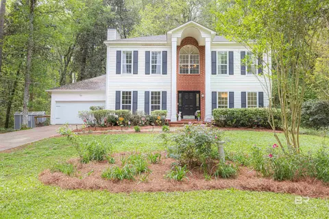 679 Ridgewood Dr, Daphne, AL 36526