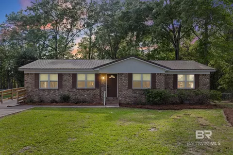 6701 Lott Rd, Semmes, AL 36575